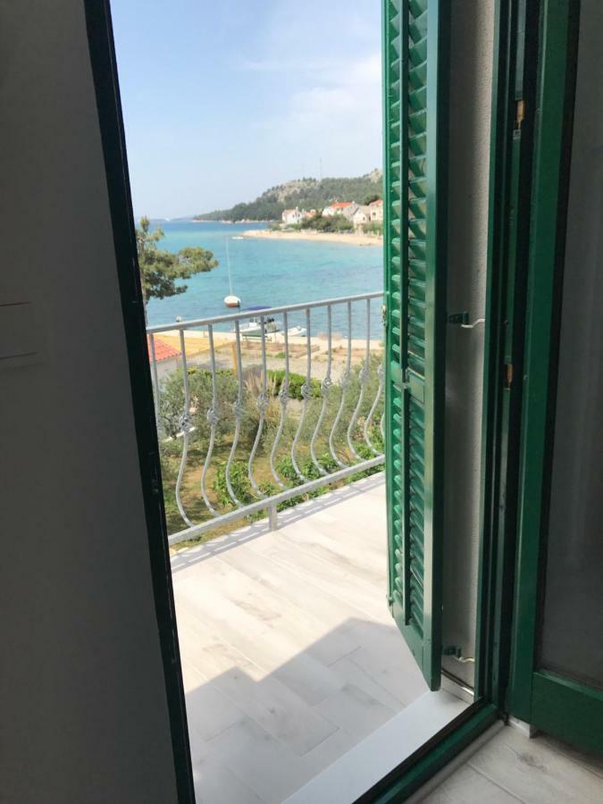 Relaxing Whole Top Floor Apartment By The Sea Zaboric Eksteriør bilde